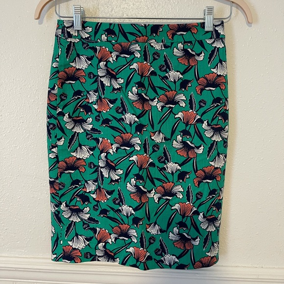 J. Crew Floral Skirt, Size 0 - Picture 1 of 3